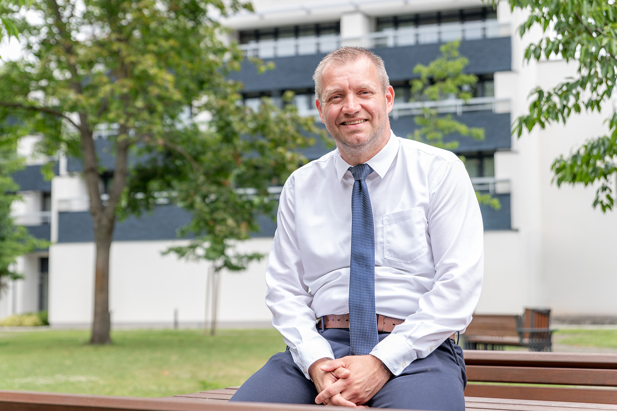 KG_mestertanar_aranyerem (1).jpg